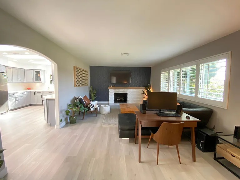2415 Stevens Cir — Photo 8