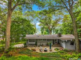 24 Mallard Point Rd, Essex, CT 06426