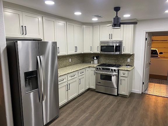 4th image of 2490 Jamaica Blvd S