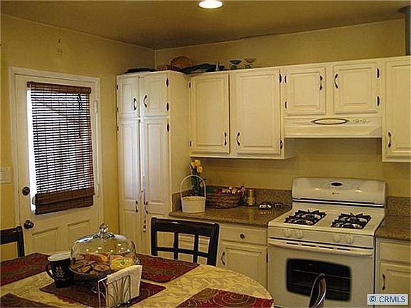 5th image of 3225 Cricklewood St