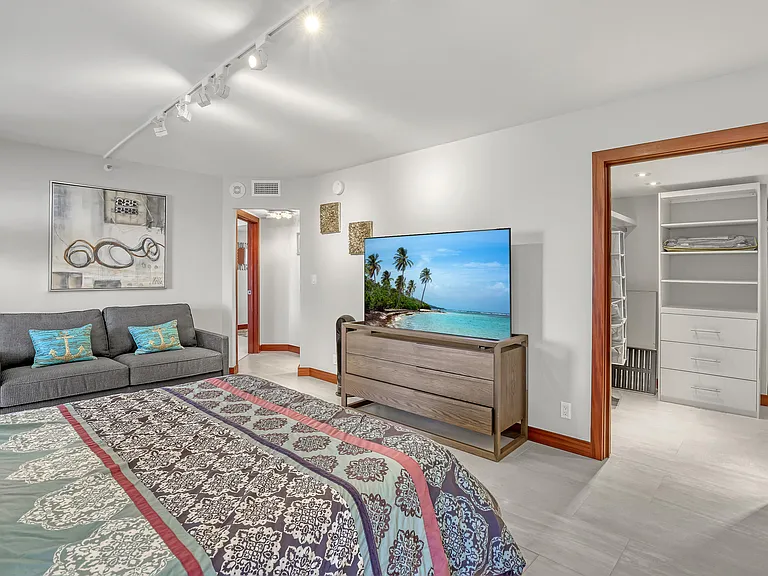5200 N Ocean Dr #1902 — Photo 33