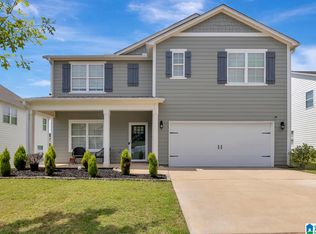 1056 Flyway View Ln, Alabaster, AL 35007