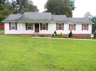 127 Salem Rd, Cookeville, TN 38506