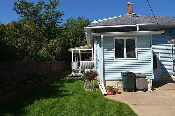 3 bed, 1800 sqft, $1,600 — Photo 3