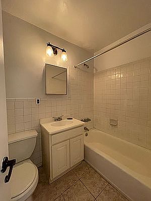 4th image of 1280 Dean St #3
