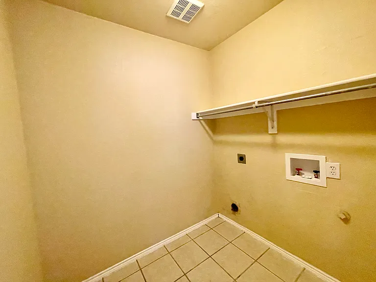 1535 Silver Spur Dr — Photo 32
