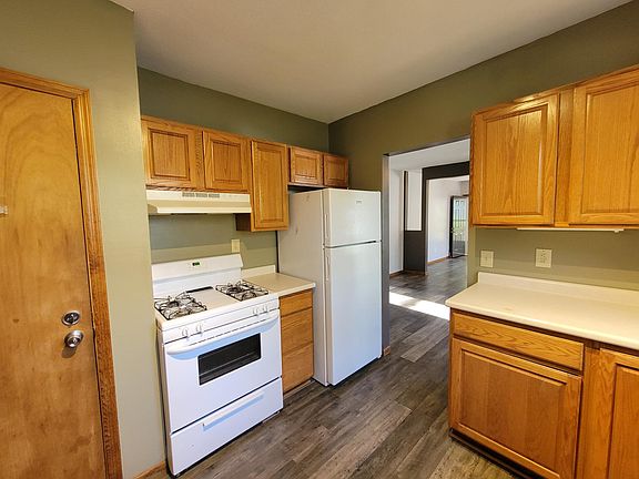 5th image of 812 Clay St #A