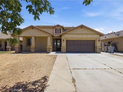 13855 Jackson St, Oak Hills, CA, 92344