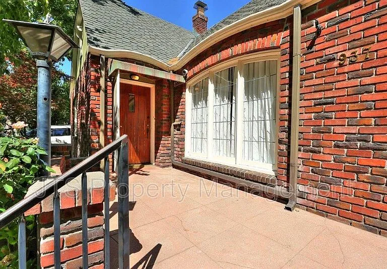 937 Sonoma Way — Photo 5