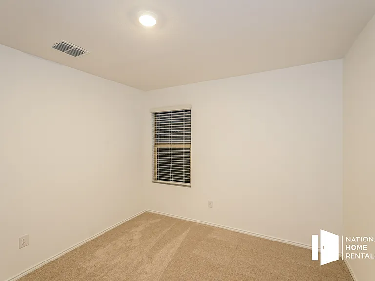 1016 Cencerro Ln — Photo 13