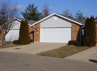 106 Treeridge Dr, Columbia, IL 62236