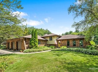 12N425 Jackson Dr, Elgin, IL 60124