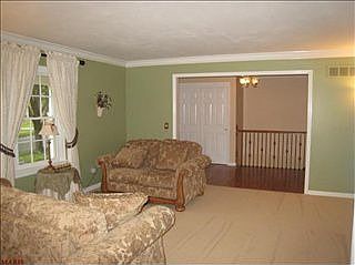 4th image of 510 Hickory Ridge Ct
