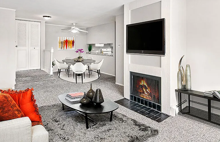 Lakeside at Wheaton Apartments — Photo 23