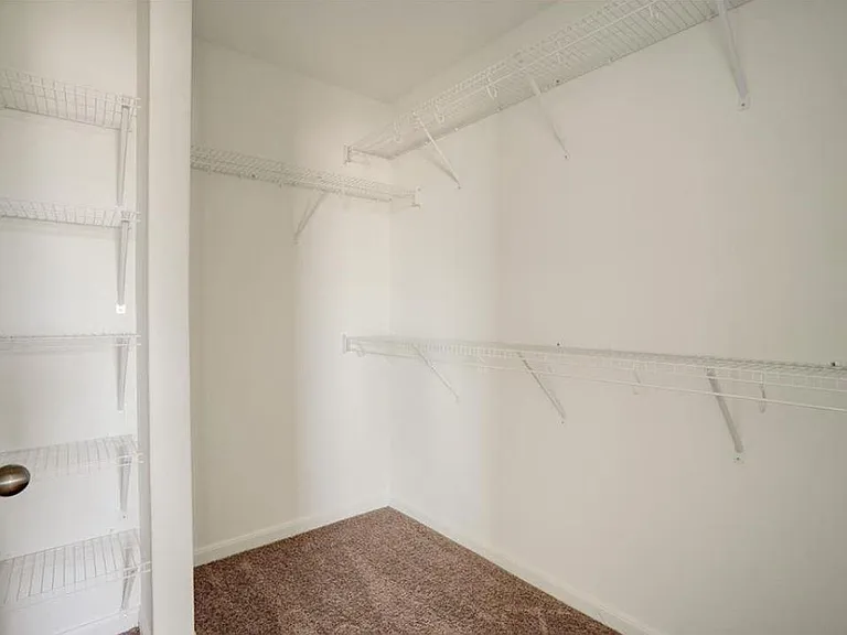 755 Wonderland Trl — Photo 10