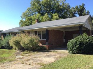 1107 Isaac Weeks Rd, Clinton, NC 28328