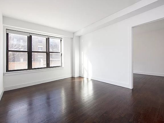4th image of 341 Eastern Pkwy APT 6G