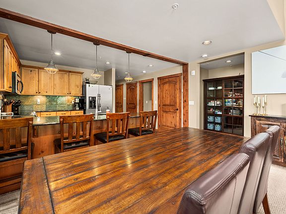 5th image of 834 McKinley Ave #408