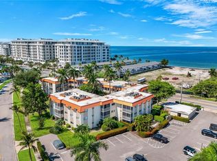 1100 Gulf Shore Blvd N APT 108, Naples, FL 34102
