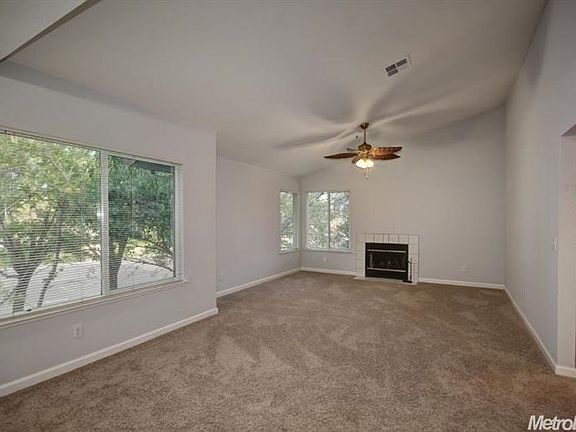 5th image of 4916 Cambridge Pl Unit 1702