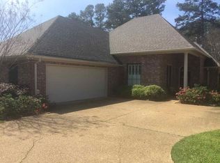 781 Versailles Dr, Ridgeland, MS 39157