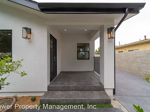 3rd image of 581 E Hillsdale St #8700909
