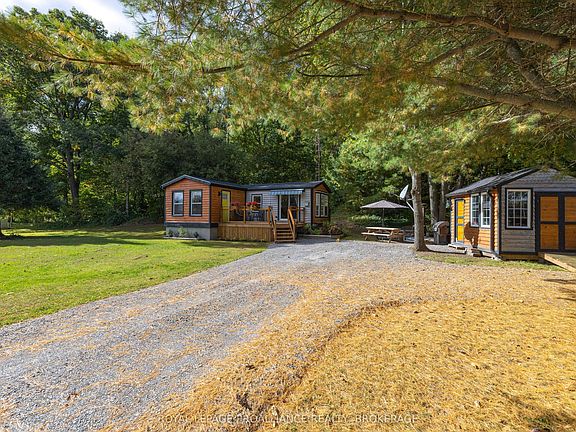 4th image of 106 Old River Rd