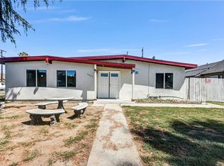 2065 W Orange Grove Ave, Pomona, CA 91768