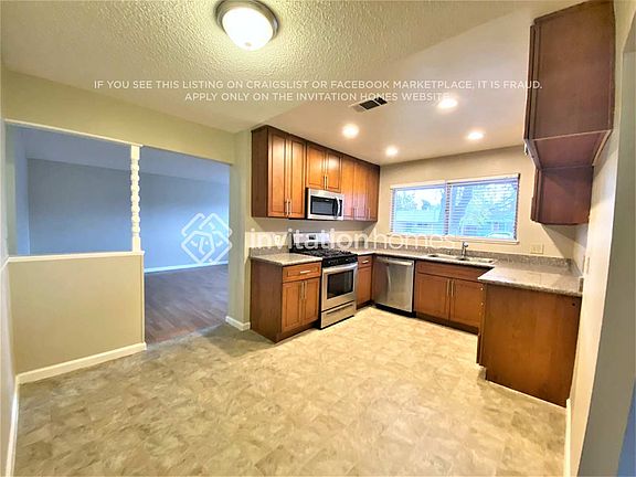 5th image of 199 Arrowhead Dr