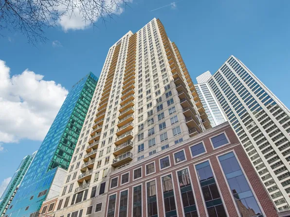 1111 S Wabash Ave APT 2805, Chicago, IL 60605