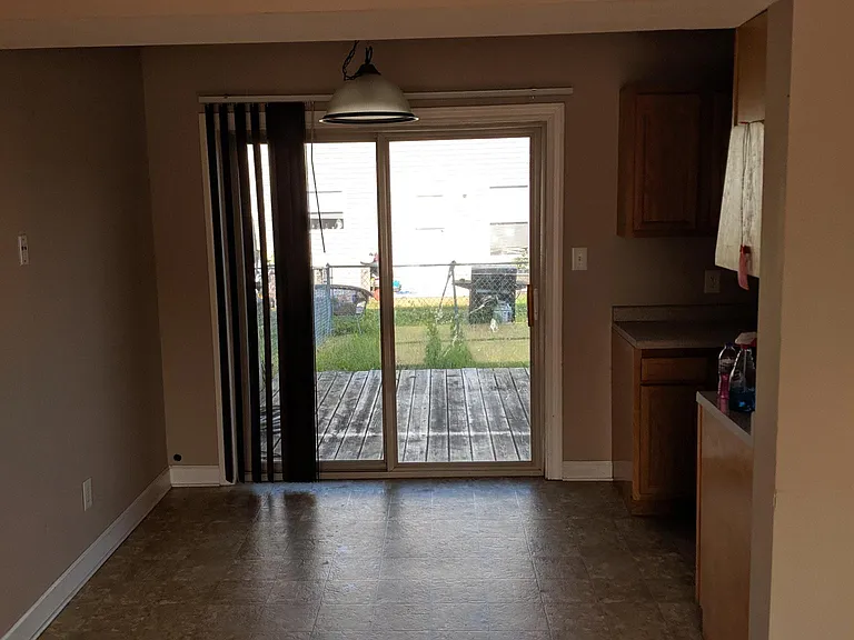 239 Lehr Dr — Photo 7
