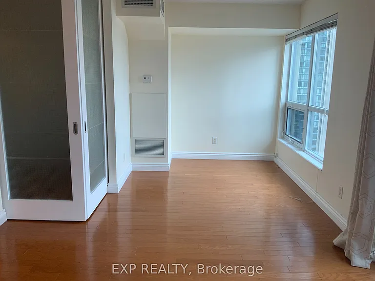 18 Yonge St #1306 — Photo 11