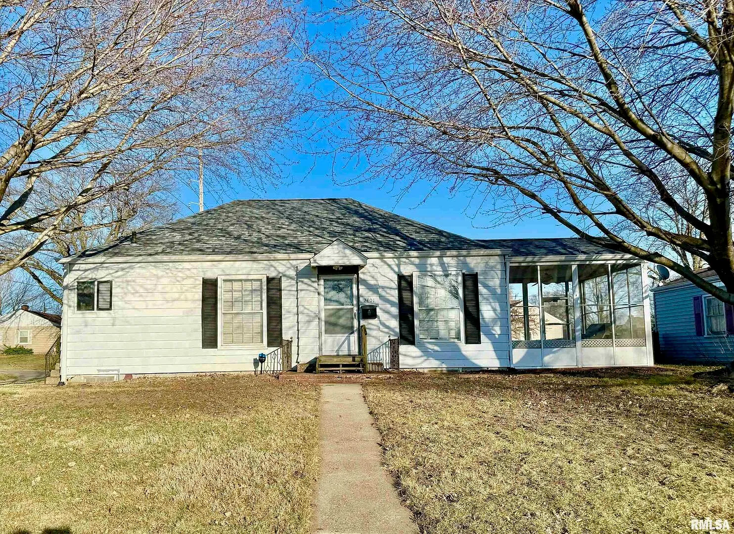 2401 Brittany Ln photo 1