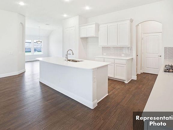 5th image of 1554 Grassy Meadows Dr