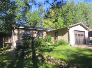 7995 Timber Dr, Lake Tomahawk, WI 54539