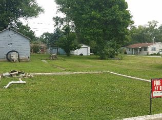 204 E Grissom Ave, Mitchell, IN 47446