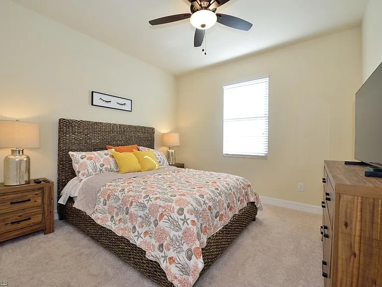 28096 Edenderry Ct — Photo 10