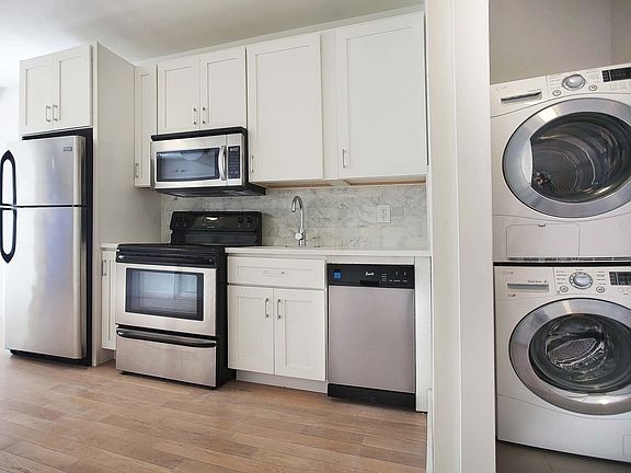 2nd image of 510 E 117th St #44