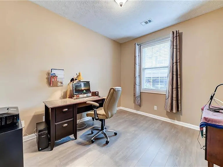 224 Harmony Ct — Photo 21