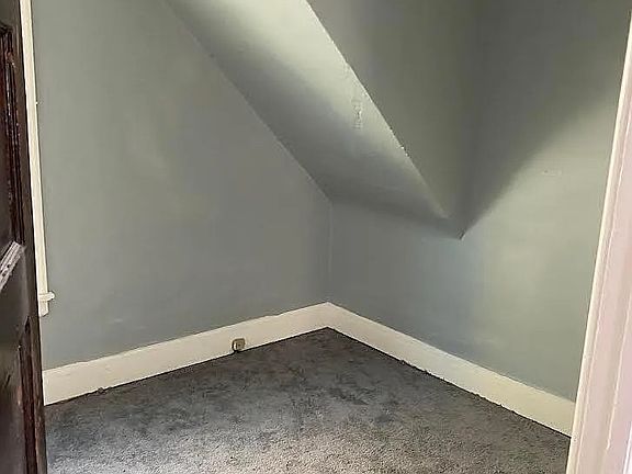 4th image of 68 Deerfield Ave #L1