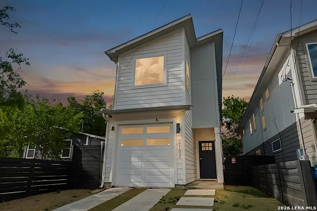 2107 Schley Ave