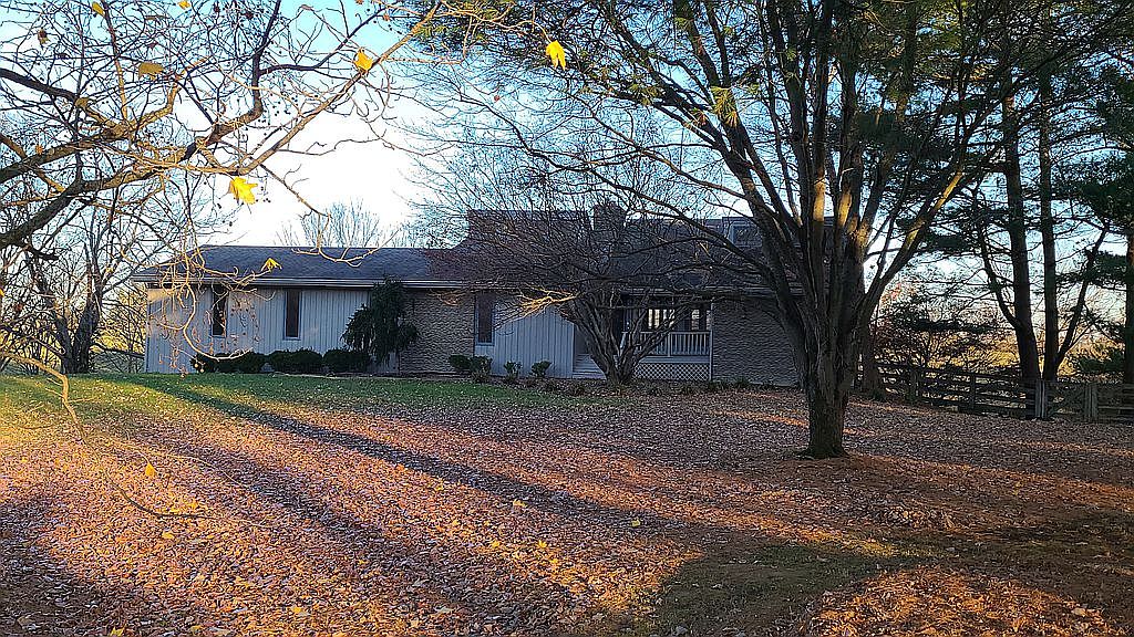 10804 Taylor Lake Rd, Goshen, KY 40026 Zillow