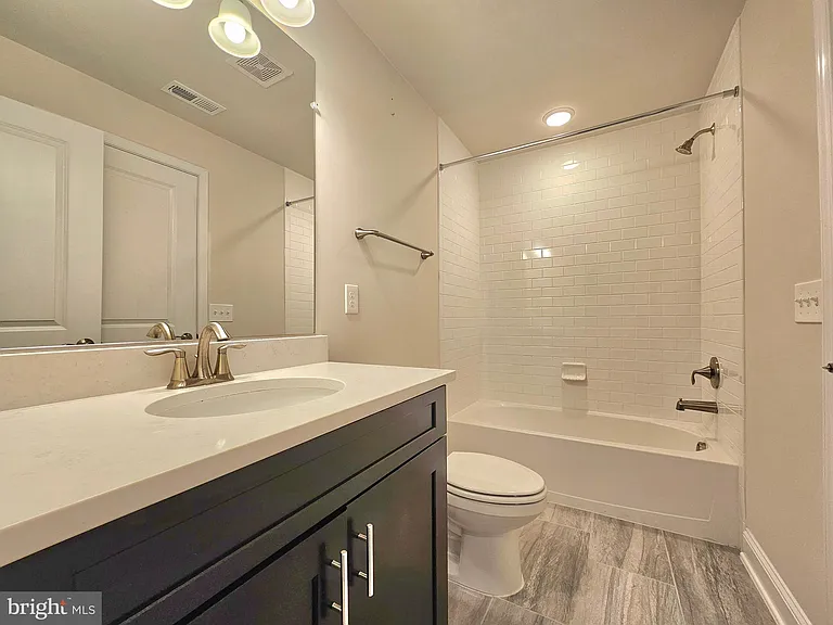 17235 Branched Oak Rd — Photo 3