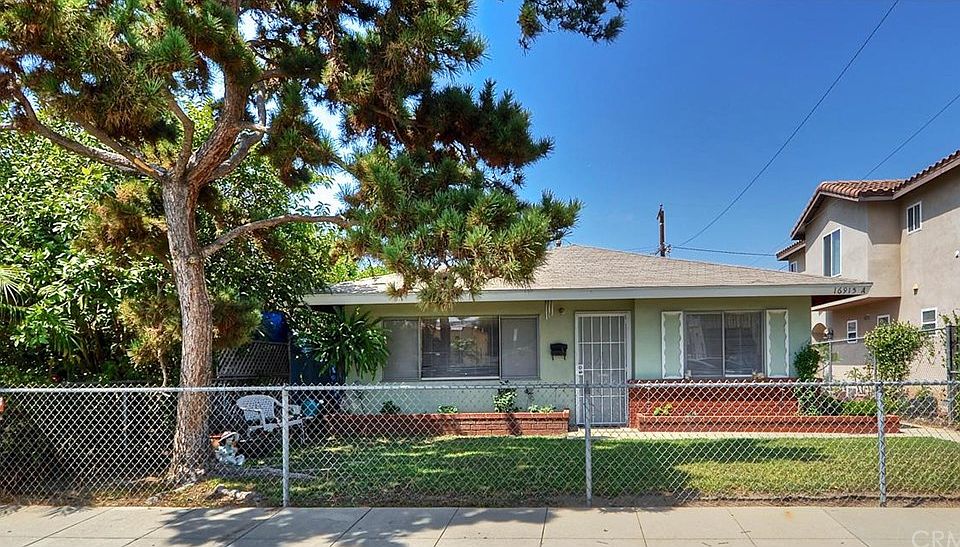 1st image of 16915 Brighton Ave
