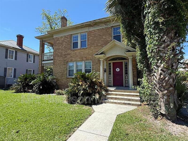 1st image of 501 E Maupas Ave #B