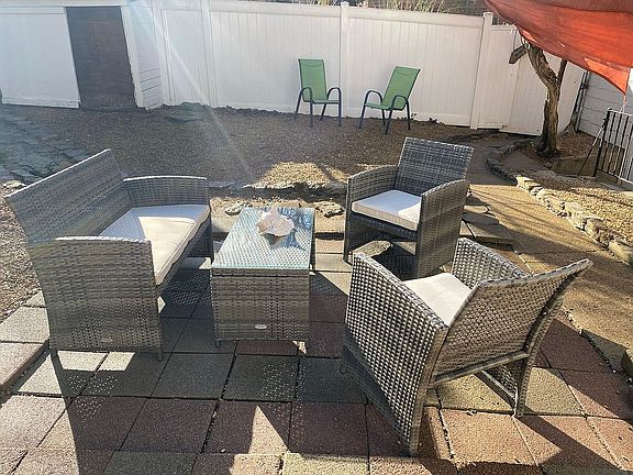 4th image of 1529 Northview Ave