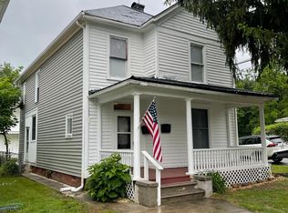 633 Commercial Ave #A, Clifton Forge, VA 24422