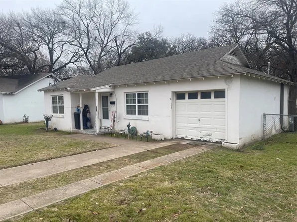 608 Schieme St, River Oaks, TX 76114