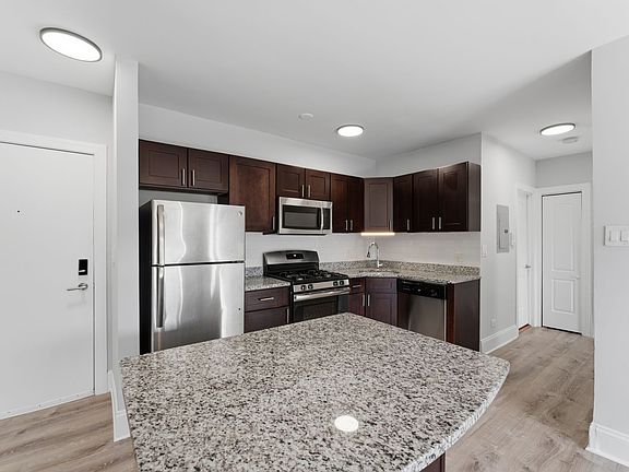 2nd image of 7736-42 N Ashland Ave #1609-3D