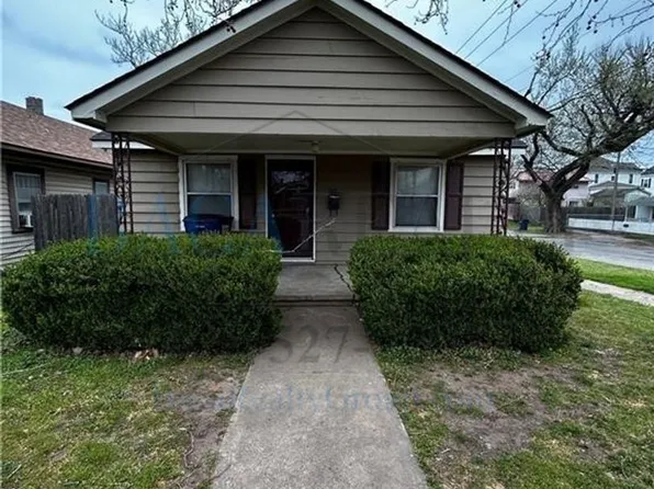 719 S Rock Island Ave, El Reno, OK 73036